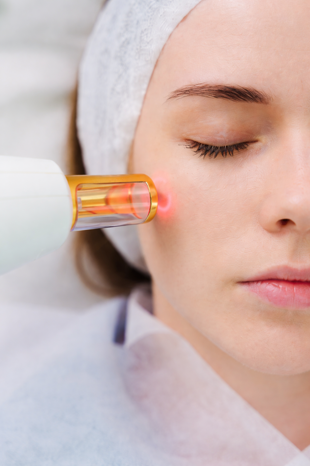 ليزر 6 جلسات كامل الجسم (رجال او نساء) بدون رتوش